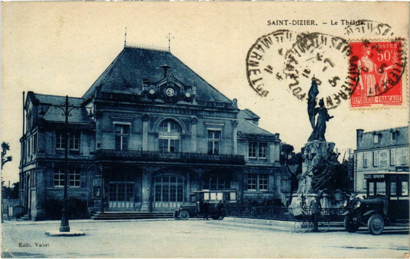 Carte postale ancienne Saint-Dizier - Le Théatre à Saint-Dizier