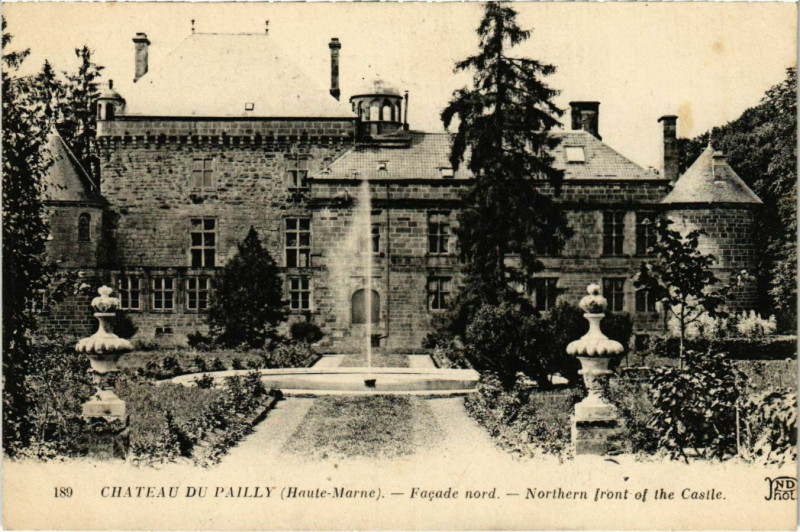 Carte postale ancienne Chateau du Pailly - Northern front of the Castle