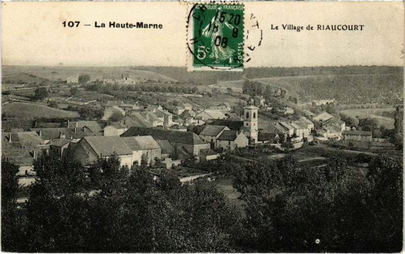 Carte postale ancienne La Haute-Marne - Le Village de Riacourt