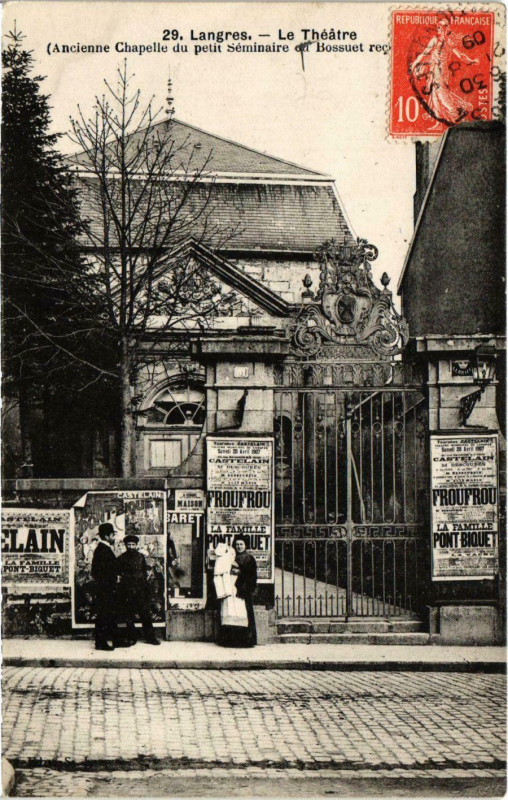 Carte postale ancienne Langres - Le Theatre à Langres