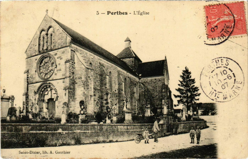 Carte postale ancienne Perthes - L'Eglise à Perthes
