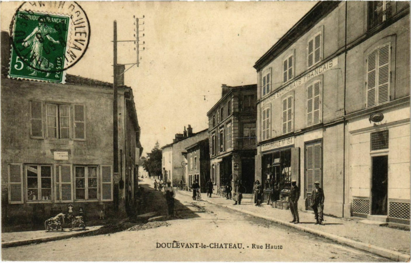 Carte postale ancienne Doulevant le Chateau - Rue Haute à Doulevant-le-Château