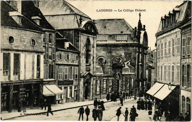 Carte postale ancienne Langres - Le College Diderot à Langres