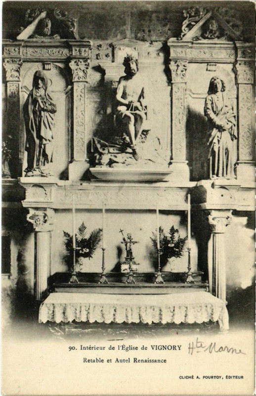Carte postale ancienne Interieur de l'Eglise de Vignory à Vignory
