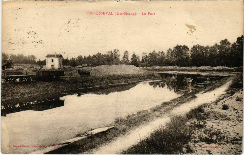 Carte postale ancienne Brousseval - Le Port à Brousseval