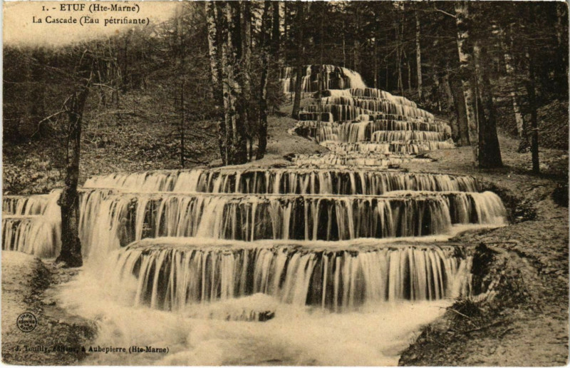 Carte postale ancienne Etuf - La Cascade