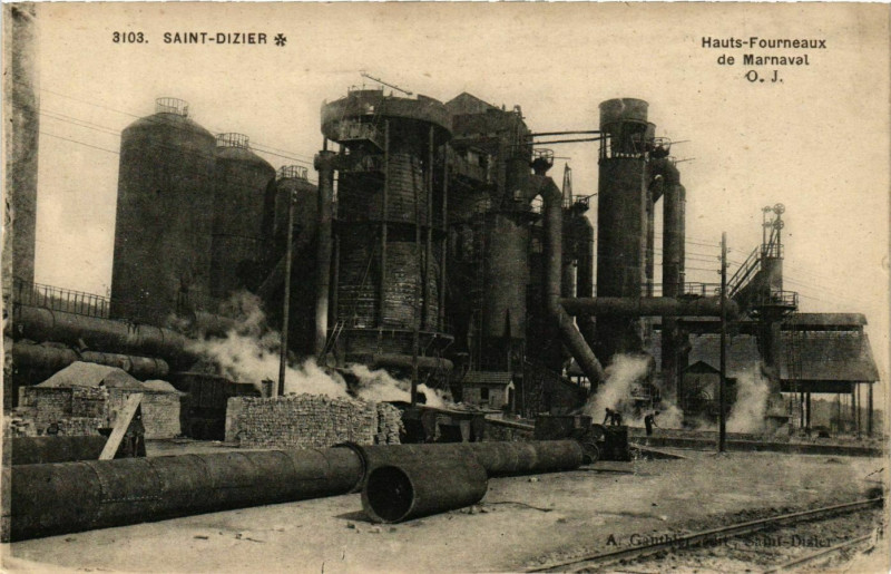 Carte postale ancienne Saint-Dizier Hauts-Fourneaux de Marnaval à Saint-Dizier