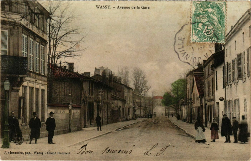 Carte postale ancienne Wassy Avenue de la Gare à Wassy