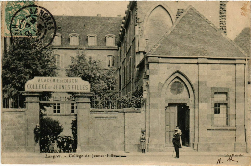 Carte postale ancienne Langres College de Jeunes Filles à Langres