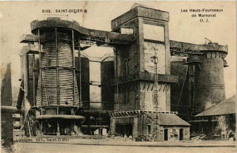 Carte postale ancienne Saint-Dizier Hauts-Fourneaux de Marnaval à Saint-Dizier