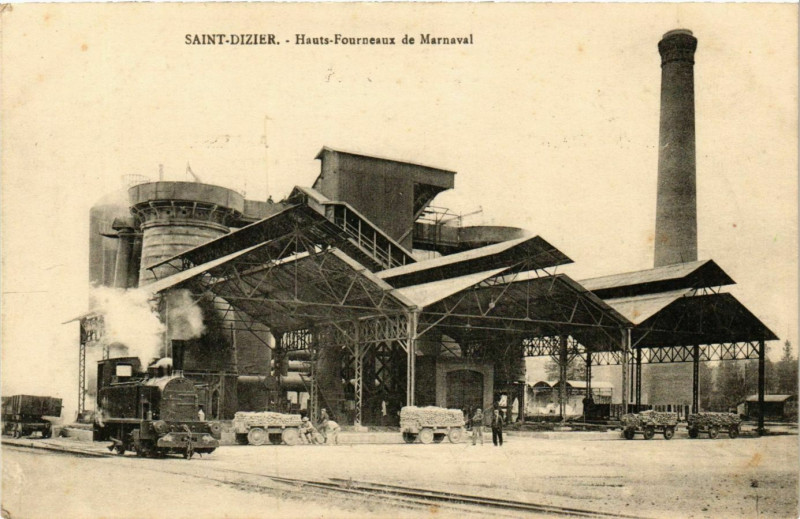Carte postale ancienne Saint-Dizier Hauts-Fourneaux de Marnaval à Saint-Dizier