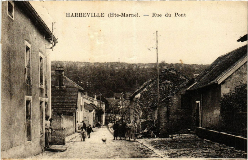 Carte postale ancienne Harreville - Rue du Pont