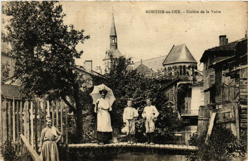 Carte postale ancienne Montier en Der - Riviere de la Voire