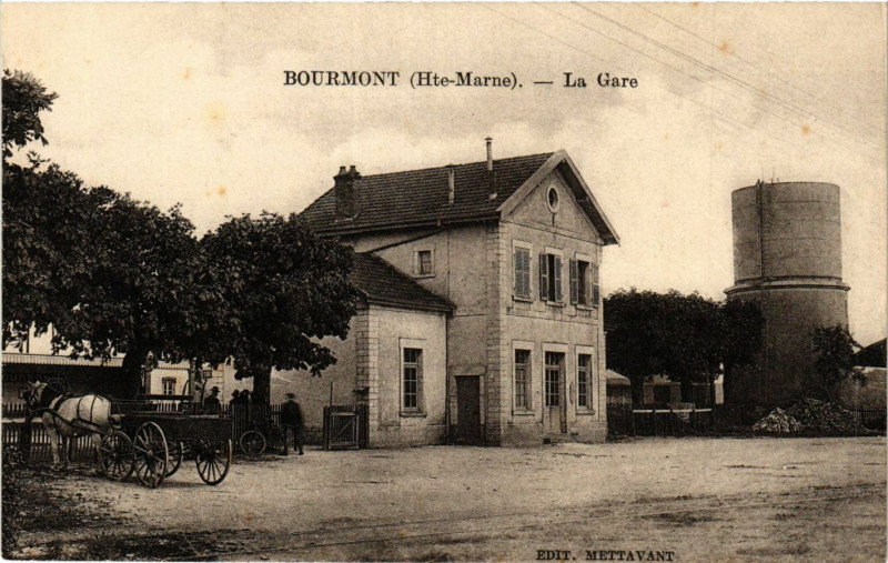 Carte postale ancienne Bourmont - La Gare