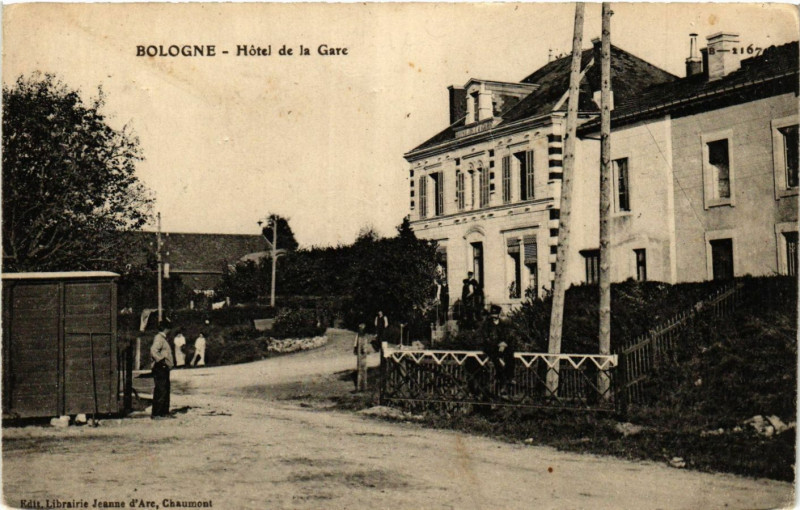 Carte postale ancienne Bologne - Hotel de la Gare à Bologne