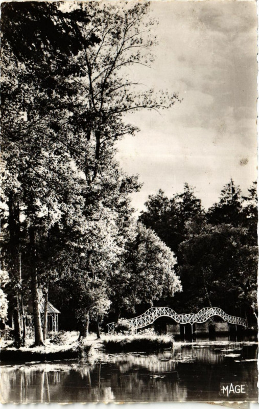 Carte postale ancienne LAvandier Hubert