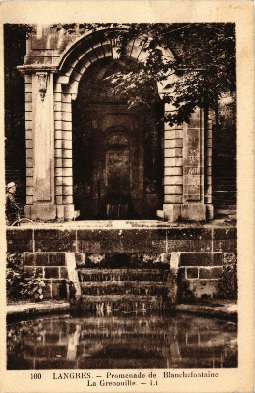 Carte postale ancienne Langres - Proemande de Blanchefontaine à Langres