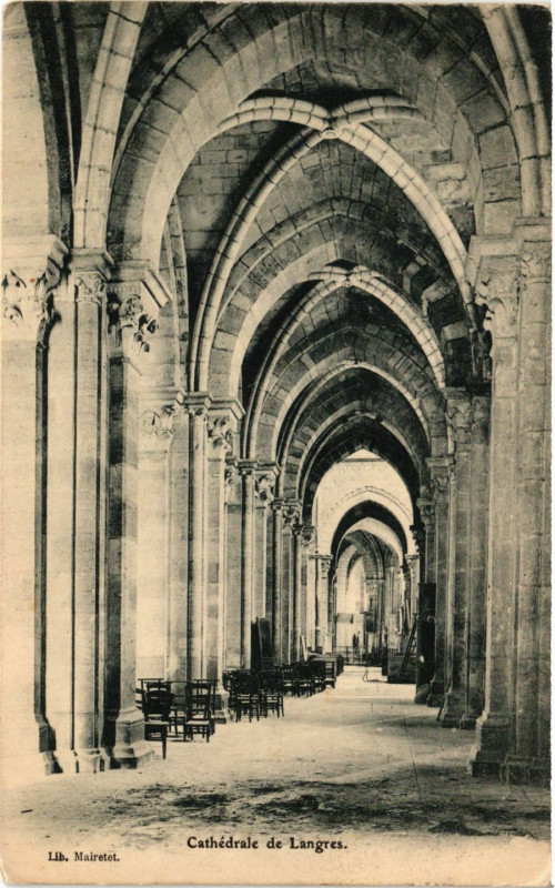 Carte postale ancienne Cathedrale de Langres à Langres