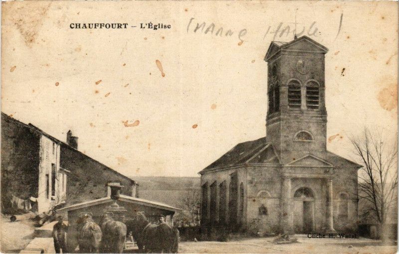 Carte postale ancienne Chaumont - L'Eglise à Chaumont