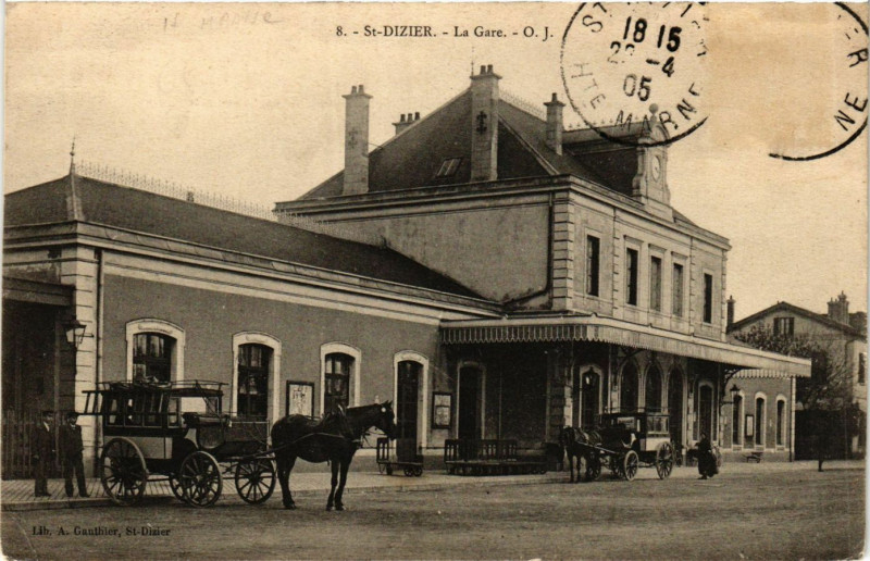 Carte postale ancienne Saint-Dizier - La Gare à Saint-Dizier