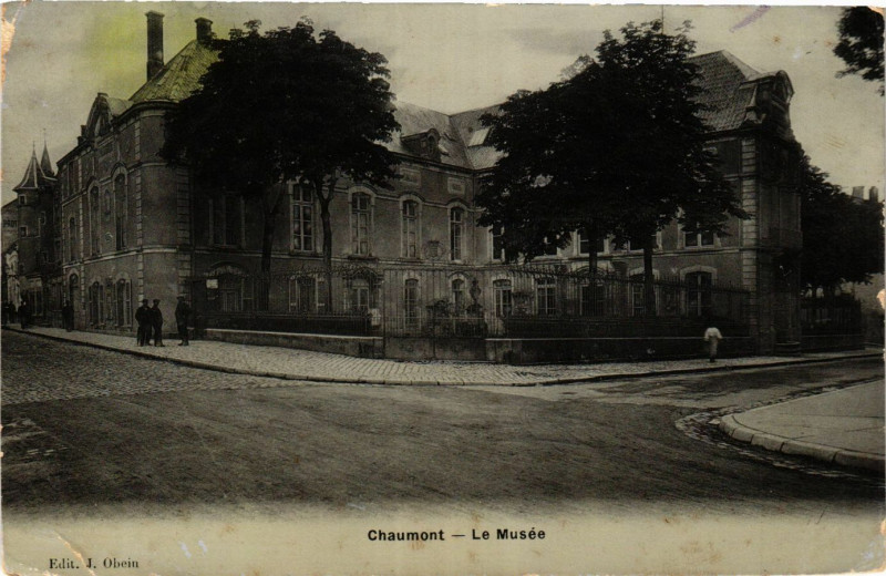 Carte postale ancienne Chaumont - Le Musee à Chaumont