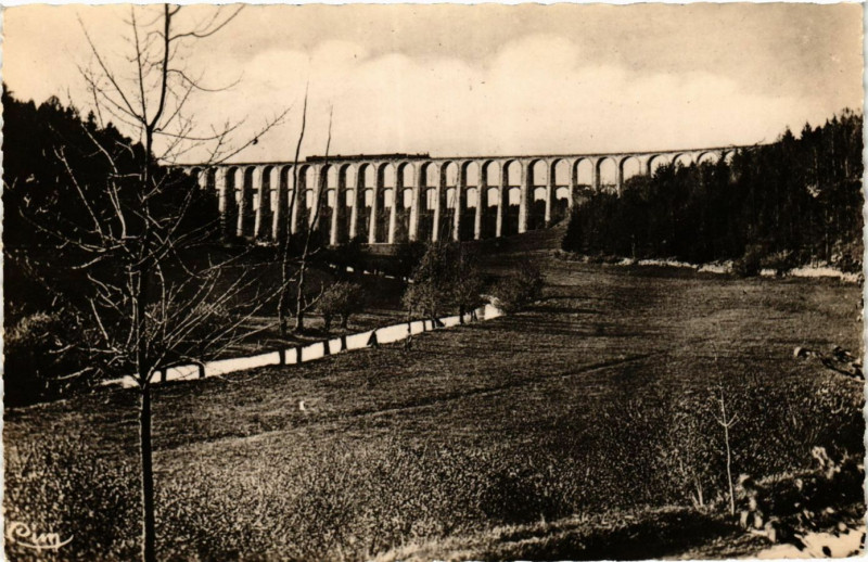 Carte postale ancienne Chaumont - Vallee de La Suize à Chaumont