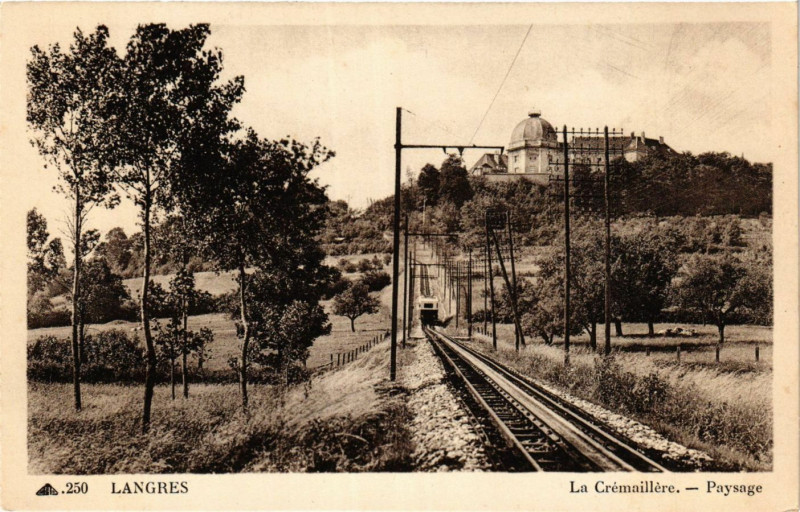 Carte postale ancienne Langres - La Cremaillere - Paysage à Langres