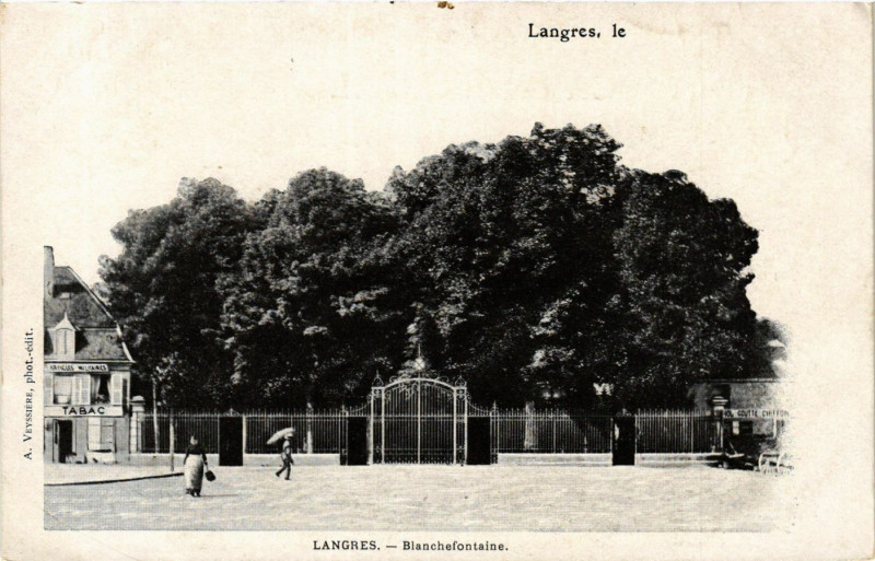 Carte postale ancienne Langres - Blanchefontaine à Langres