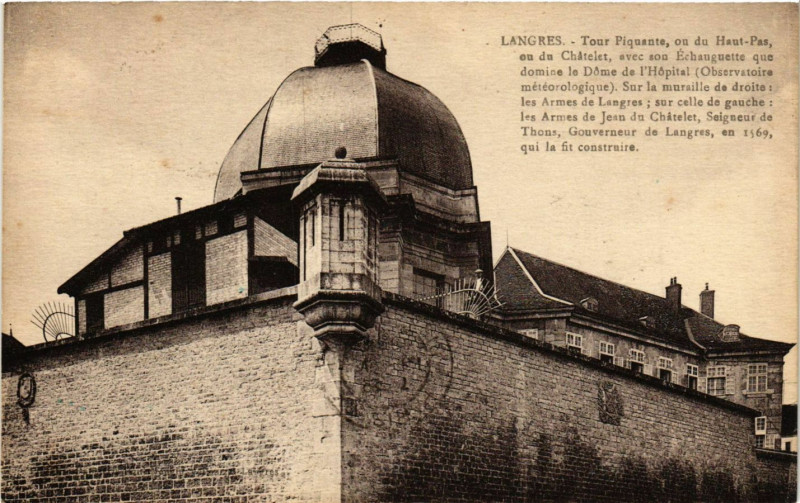 Carte postale ancienne Langres - Tour Piguente, ou du Haut-Pax ou du Chátelet, avec... à Langres