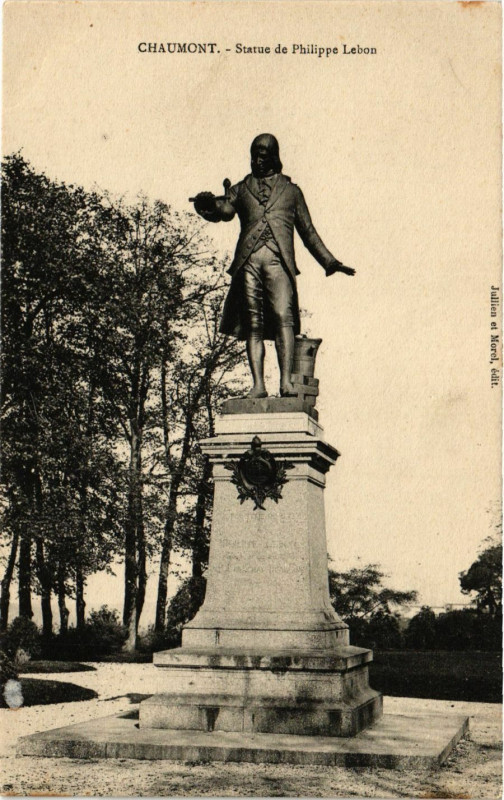 Carte postale ancienne Chaumont - Statue de Philippe Lebon à Chaumont