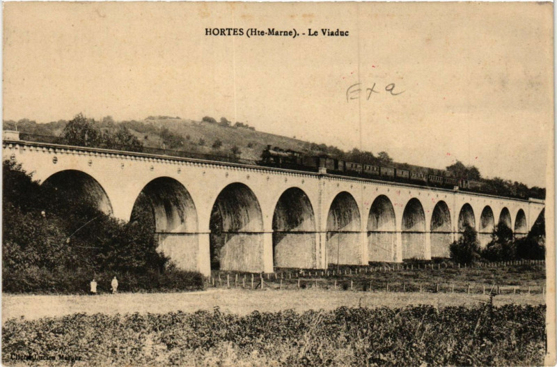 Carte postale ancienne Hortes - Le Viaduc