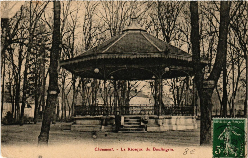 Carte postale ancienne Chaumont - Le Kiosque du Boulingrin à Chaumont