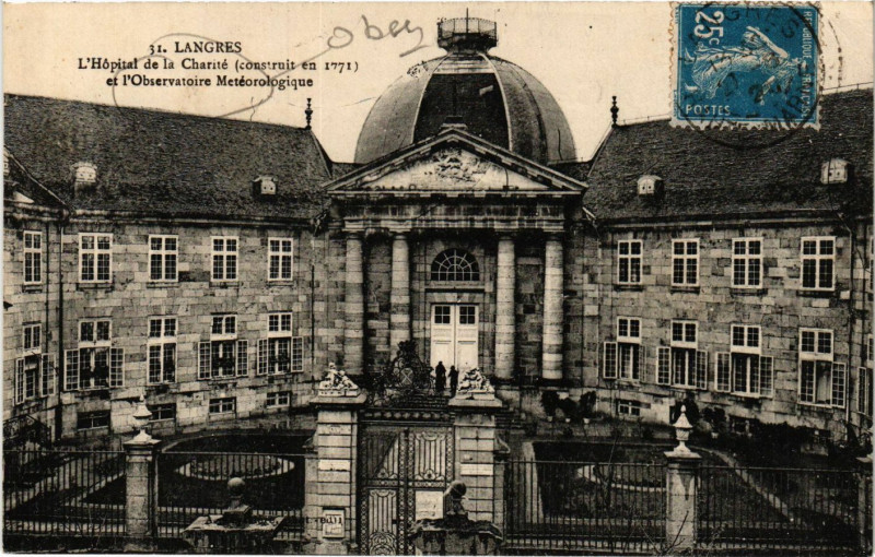 Carte postale ancienne Langres - L'Hopital à Langres
