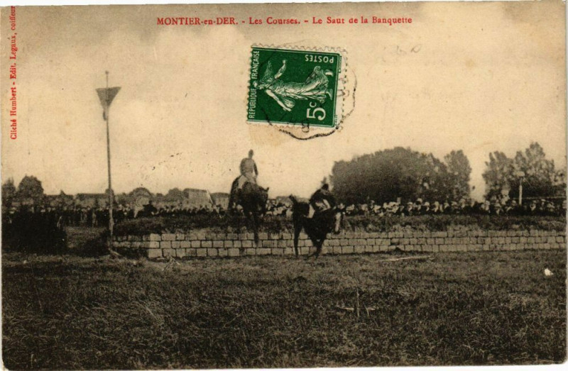 Carte postale ancienne Montier en Der - Les Courses - Le Saut de la Banquette