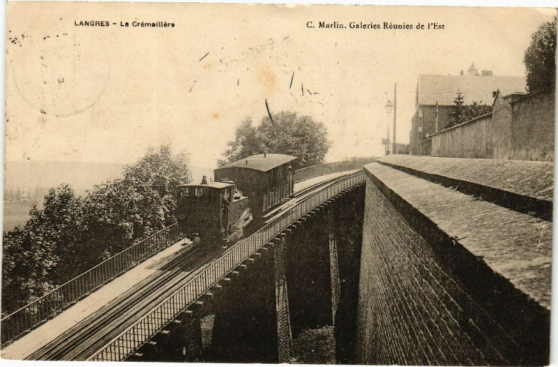 Carte postale ancienne Langres - Le Cremaillere à Langres