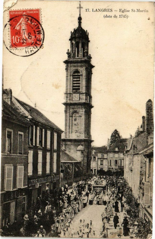 Carte postale ancienne Langres - Eglise Saint-Martin à Langres