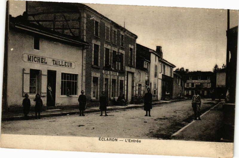 Carte postale ancienne Eurville - L'Entree