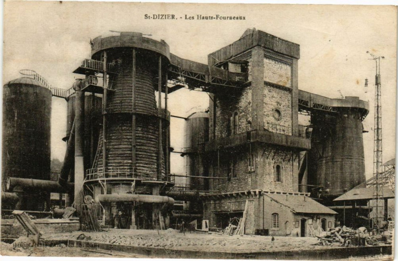 Carte postale ancienne Saint-Dizier - Les Hauts Fourneaux à Saint-Dizier