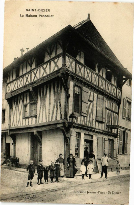 Carte postale ancienne Saint-Dizier - La Maison Parcollet à Saint-Dizier