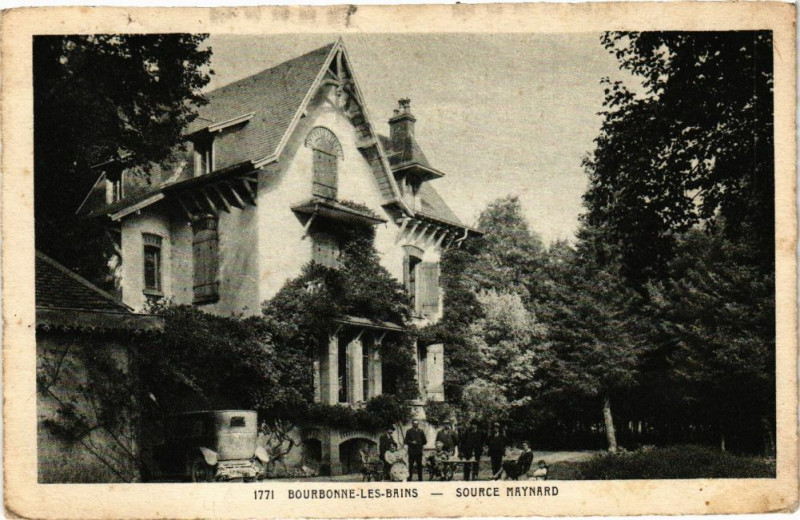 Carte postale ancienne Bourbonne les Bains - Source Maynard à Bourbonne-les-Bains