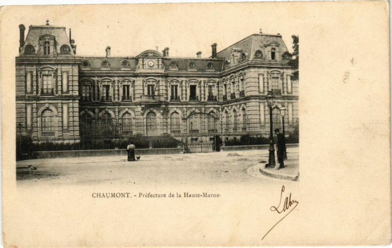 Carte postale ancienne Chaumont - Prefecture de la Haute-Marne à Chaumont