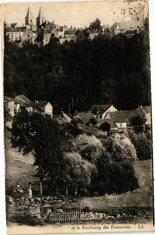 Carte postale ancienne Le Château - L'Eglise Saint Jean-Baptiste et le Faubourg des Tanneries à Chaumont