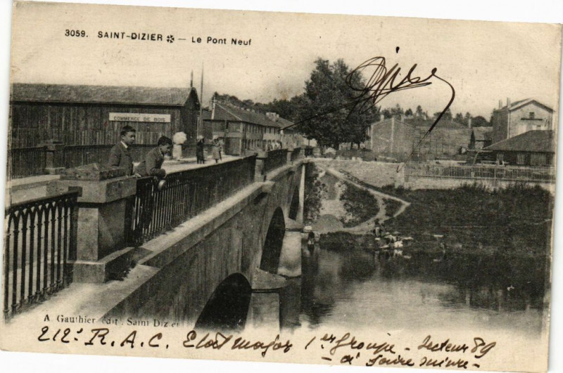 Carte postale ancienne Saint-Dizier - Le Pont Neuf à Saint-Dizier