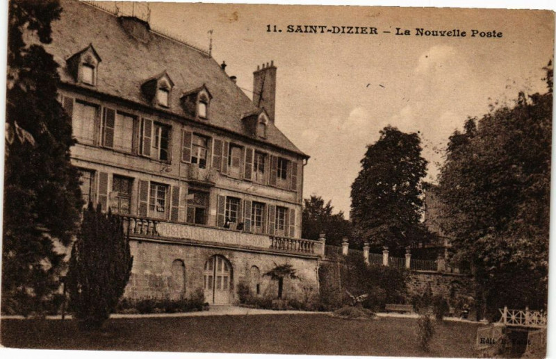 Carte postale ancienne Saint-Dizier - La Nouvelle Poste à Saint-Dizier