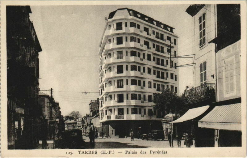 Carte postale ancienne Tarbes Palais des Pyrénées à Tarbes