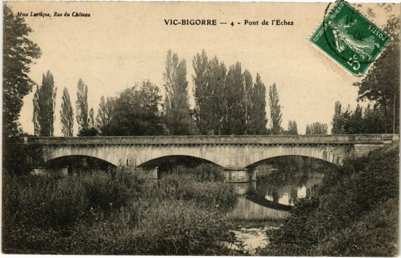 Carte postale ancienne Vic-Bigorre Pont de l'Echez