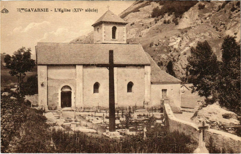 Carte postale ancienne Gavarnie - L'Eglise (Xiv siécle)