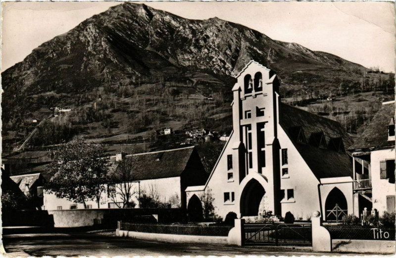 Carte postale ancienne Saint-Lary - L'Eglise