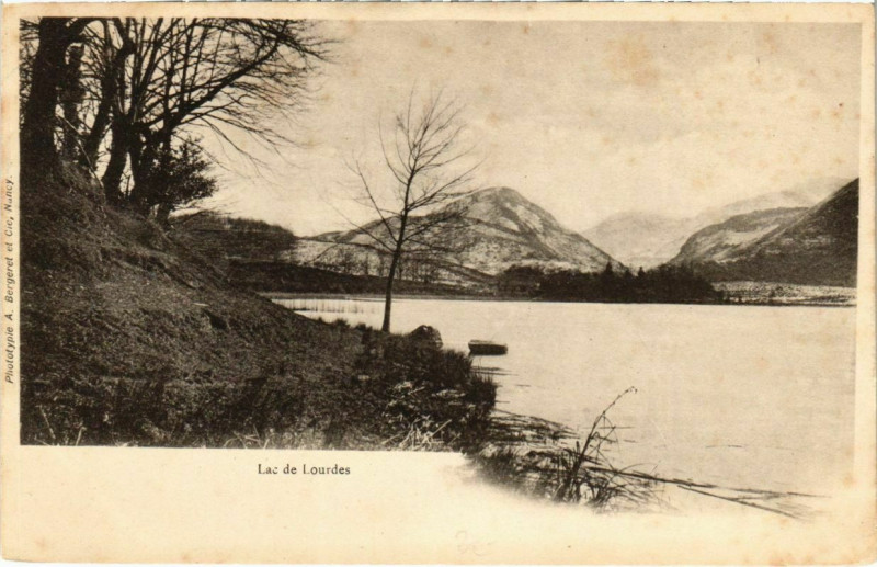 Carte postale ancienne Lac de Lourdes à Lourdes