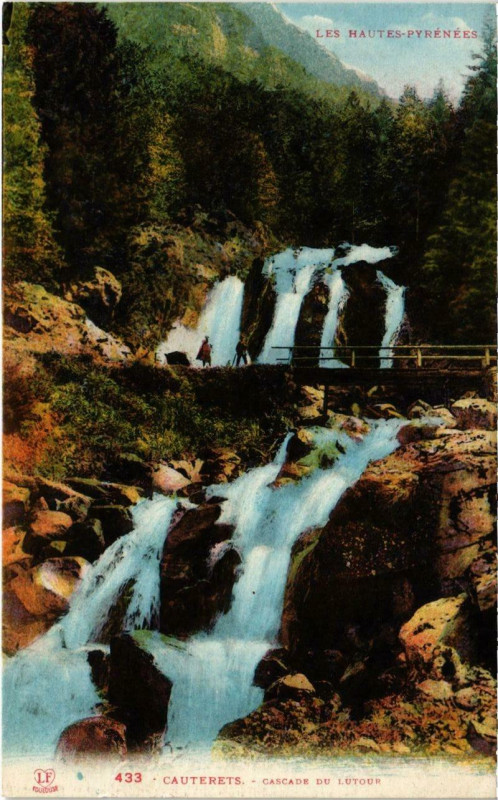 Carte postale ancienne Cauterets - Cascade du Lutour à Cauterets